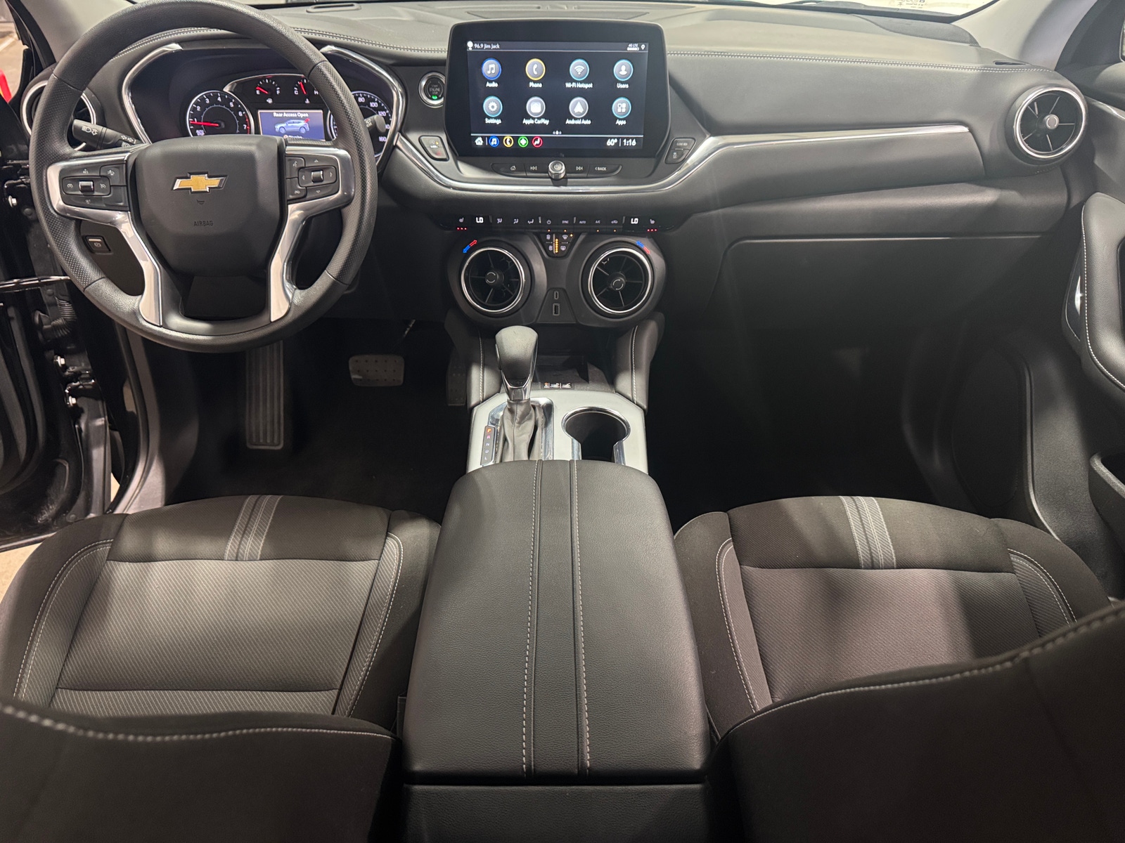 Thumbnail: 2023 Chevrolet Blazer - 3