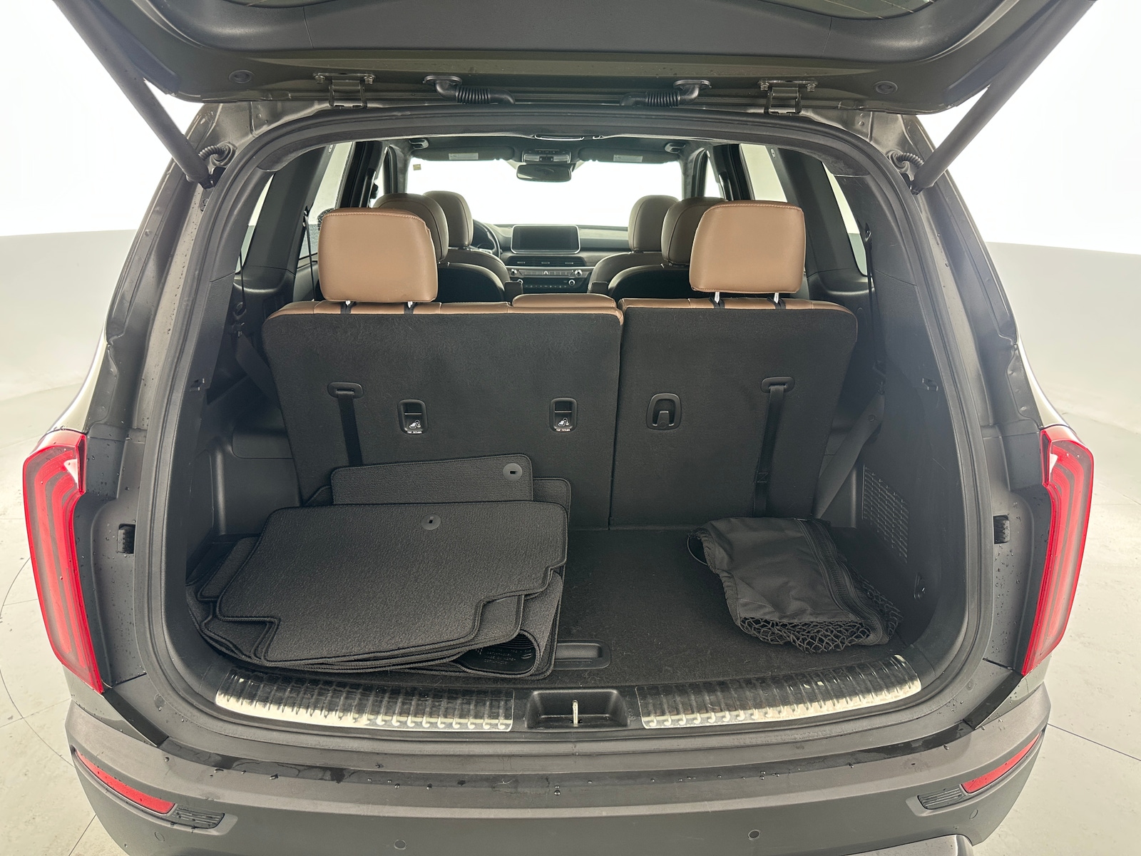 Thumbnail: 2021 Kia Telluride - 6