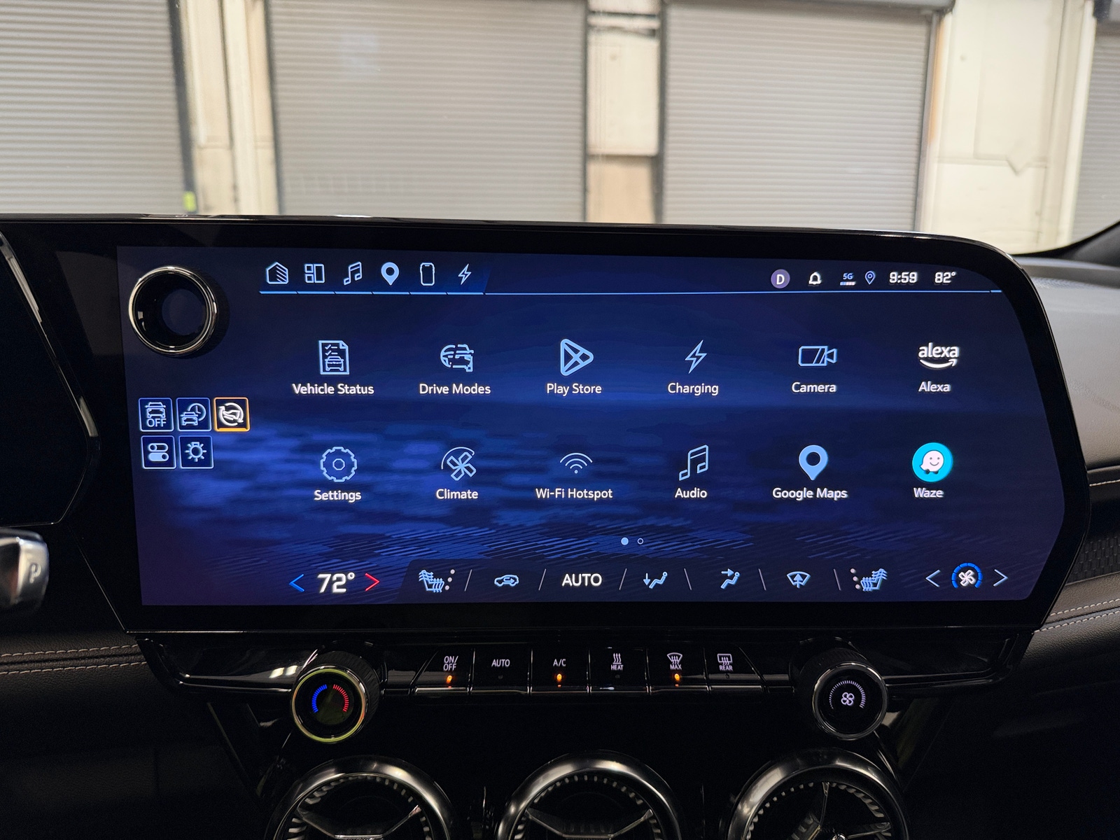 Thumbnail: 2024 Chevrolet Blazer EV - 3