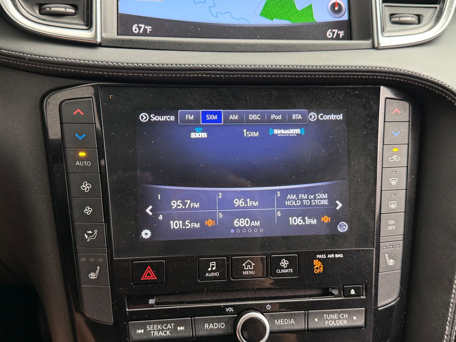 Thumbnail: 2019 INFINITI QX50 - 3