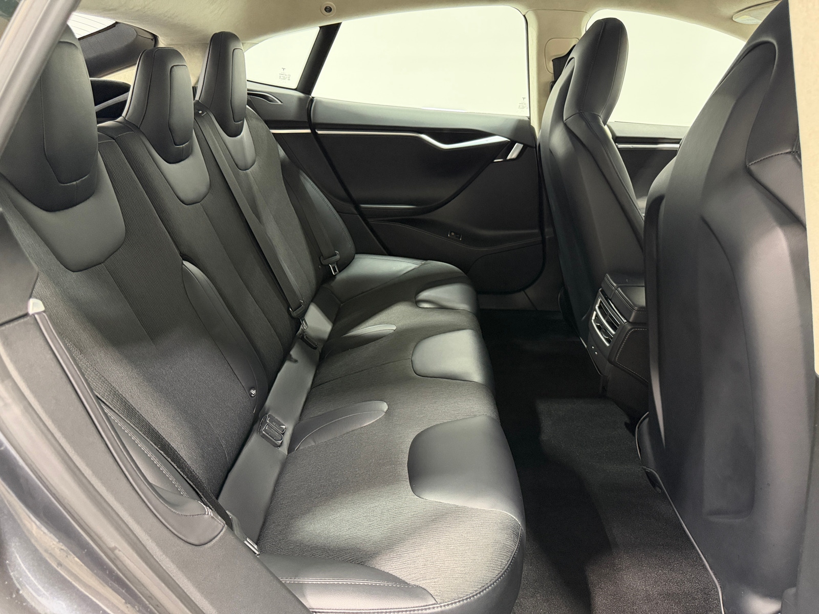 Thumbnail: 2017 Tesla Model S - 6