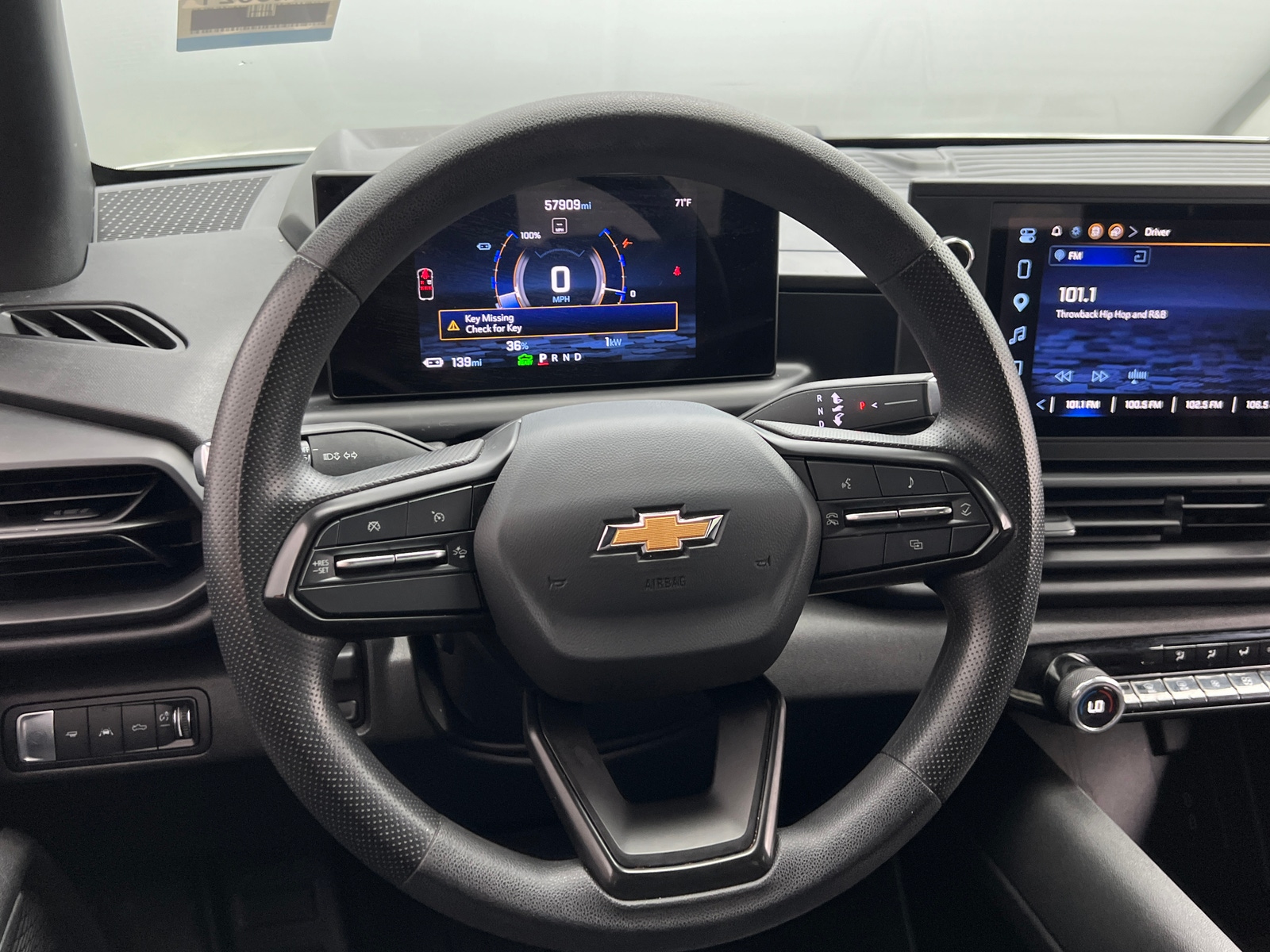 Thumbnail: 2024 Chevrolet Silverado EV - 4