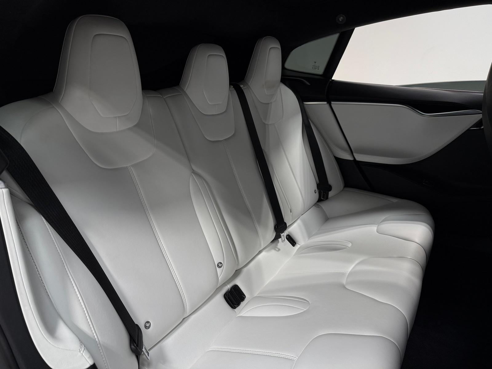 Thumbnail: 2017 Tesla Model S - 5