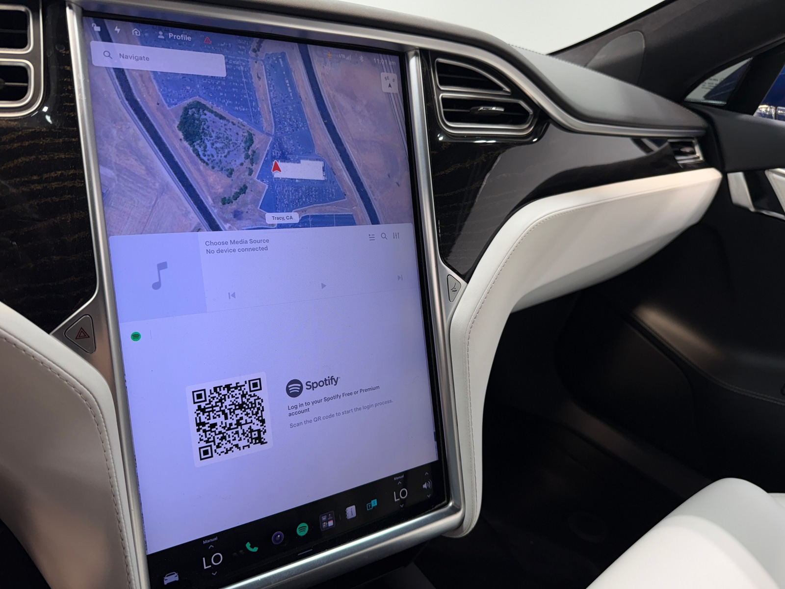 Thumbnail: 2017 Tesla Model S - 3