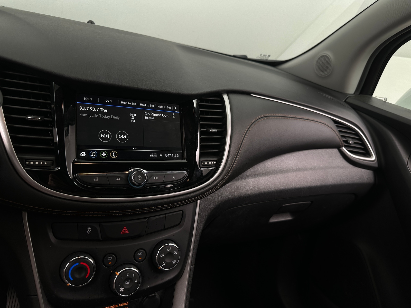 Thumbnail: 2019 Chevrolet Trax - 3