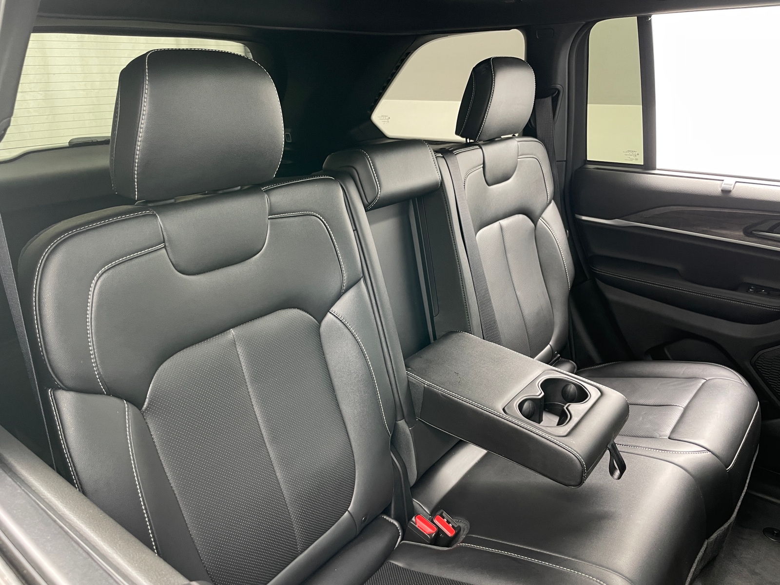 Thumbnail: 2025 Jeep Grand Cherokee - 5