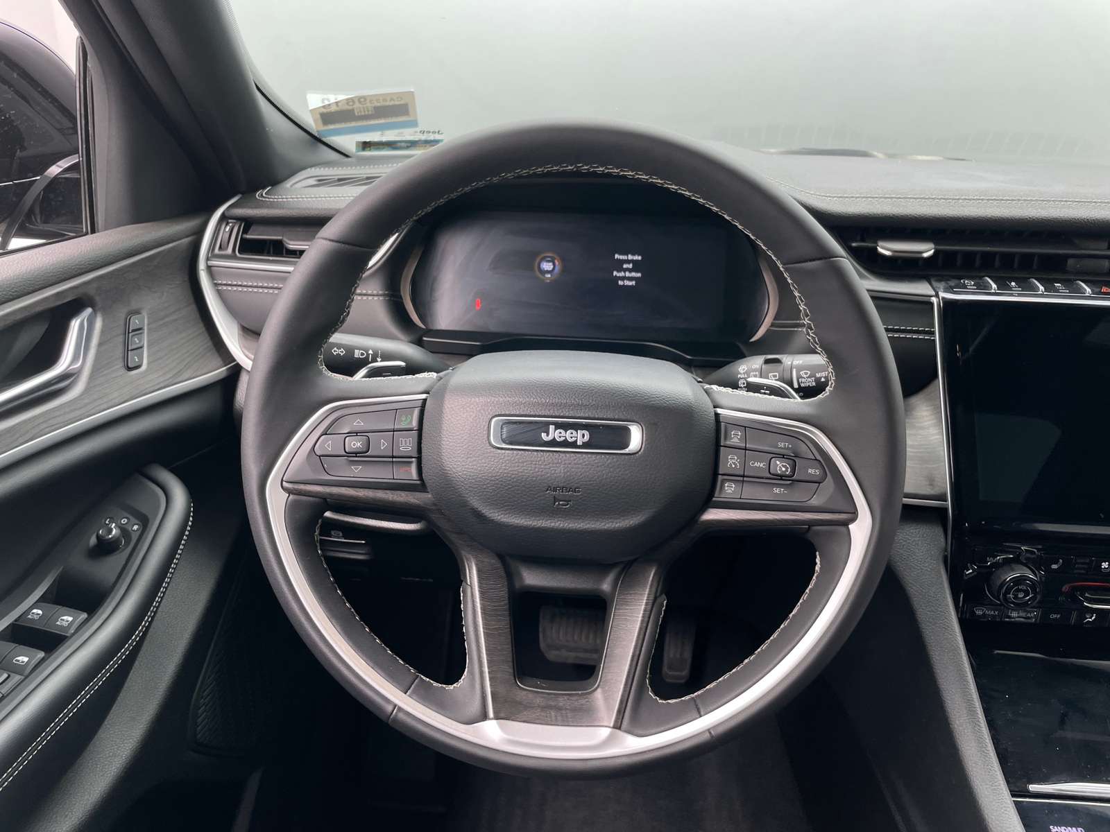 Thumbnail: 2025 Jeep Grand Cherokee - 4