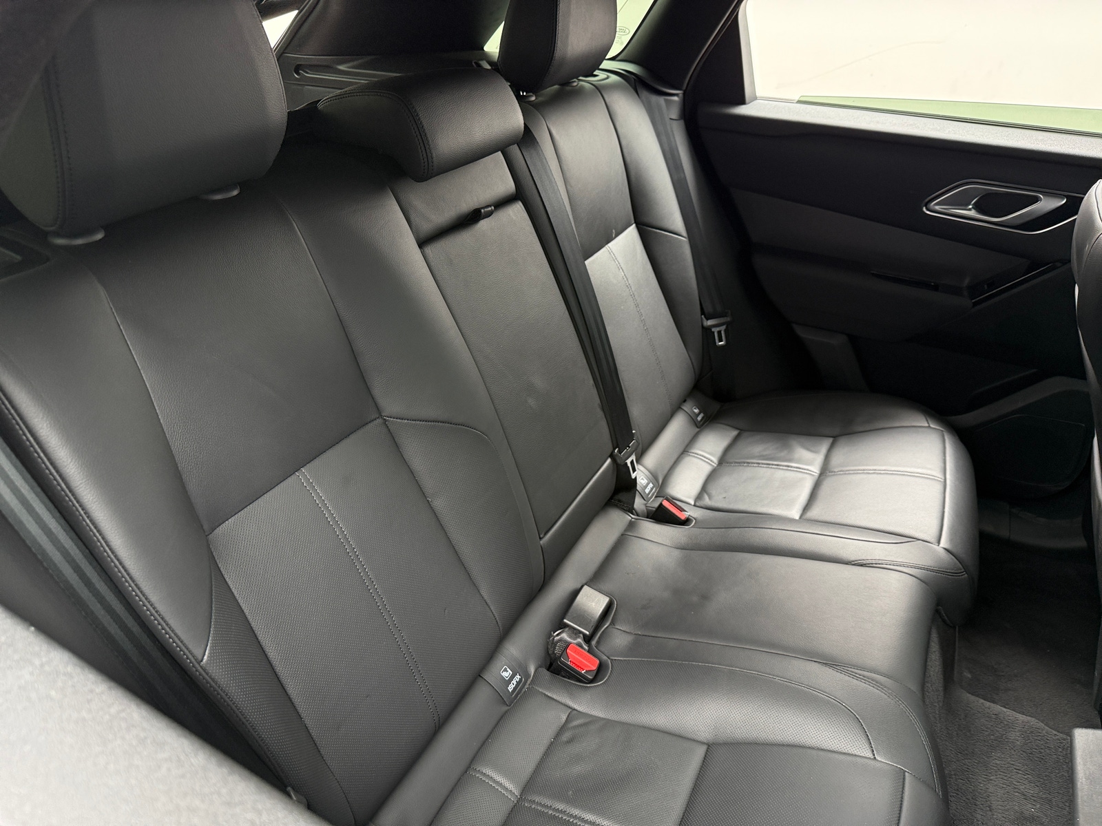 Thumbnail: 2025 Land Rover Range Rover Velar - 5