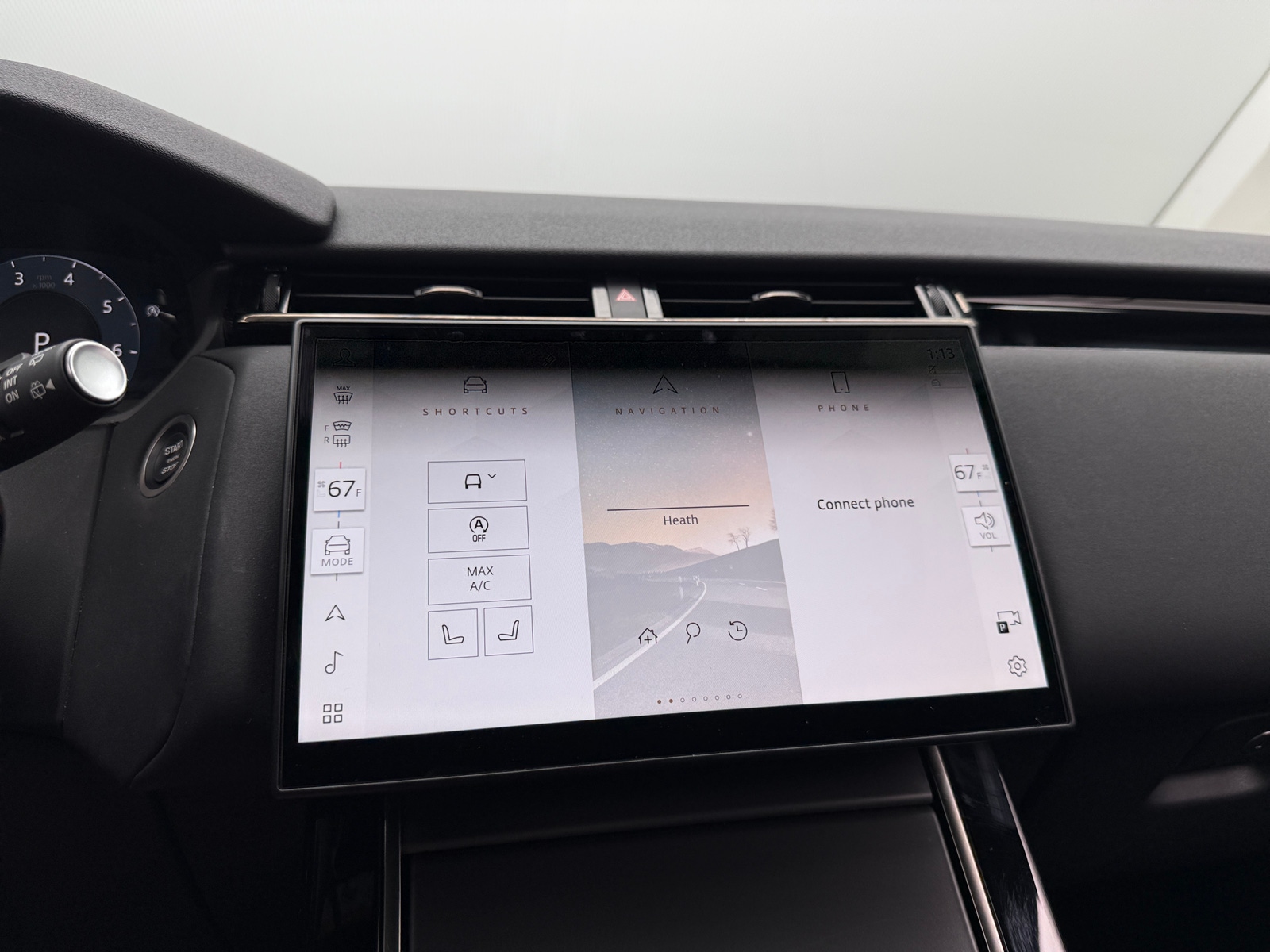 Thumbnail: 2025 Land Rover Range Rover Velar - 3