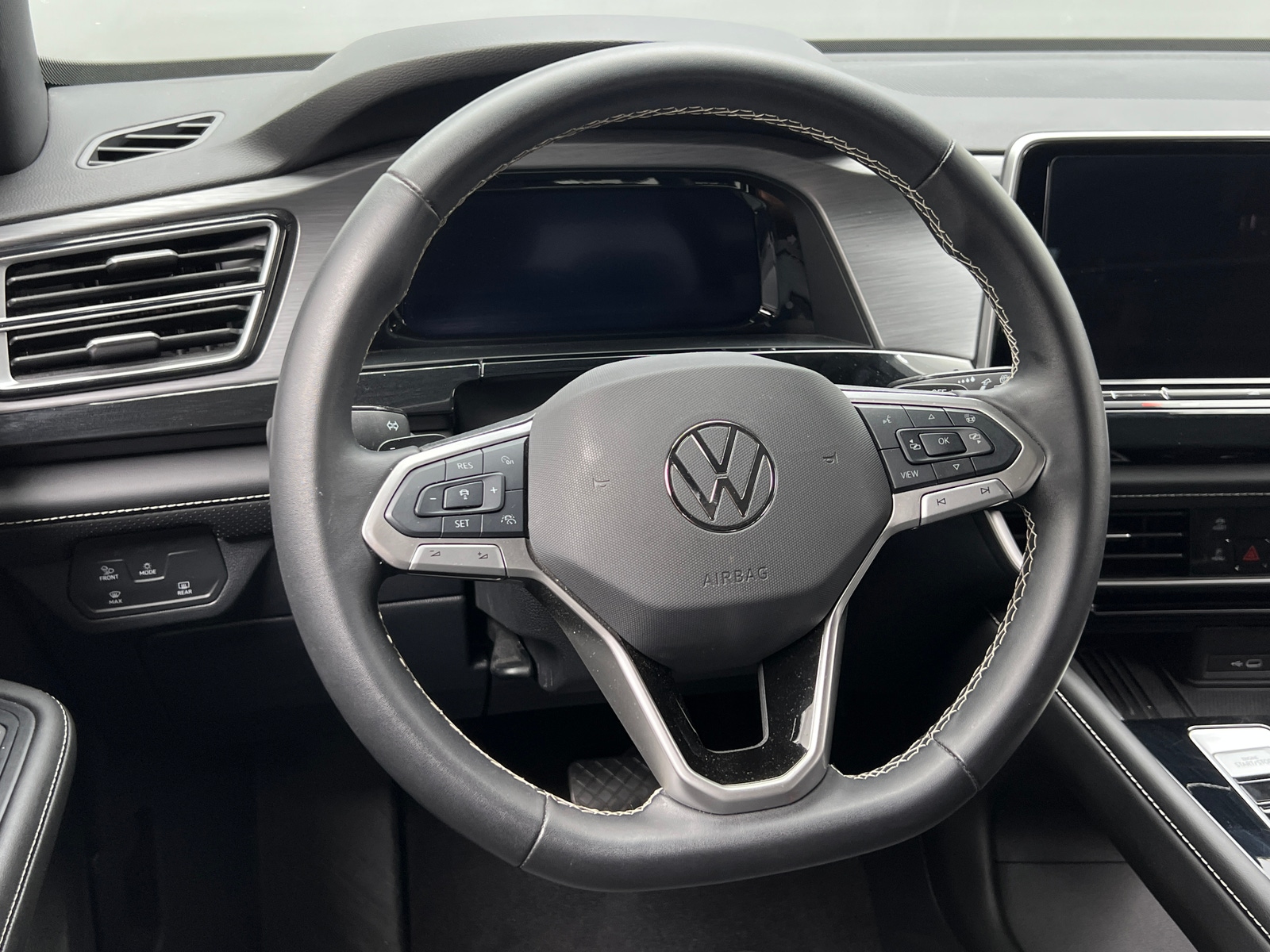 Thumbnail: 2026 Volkswagen Atlas - 4