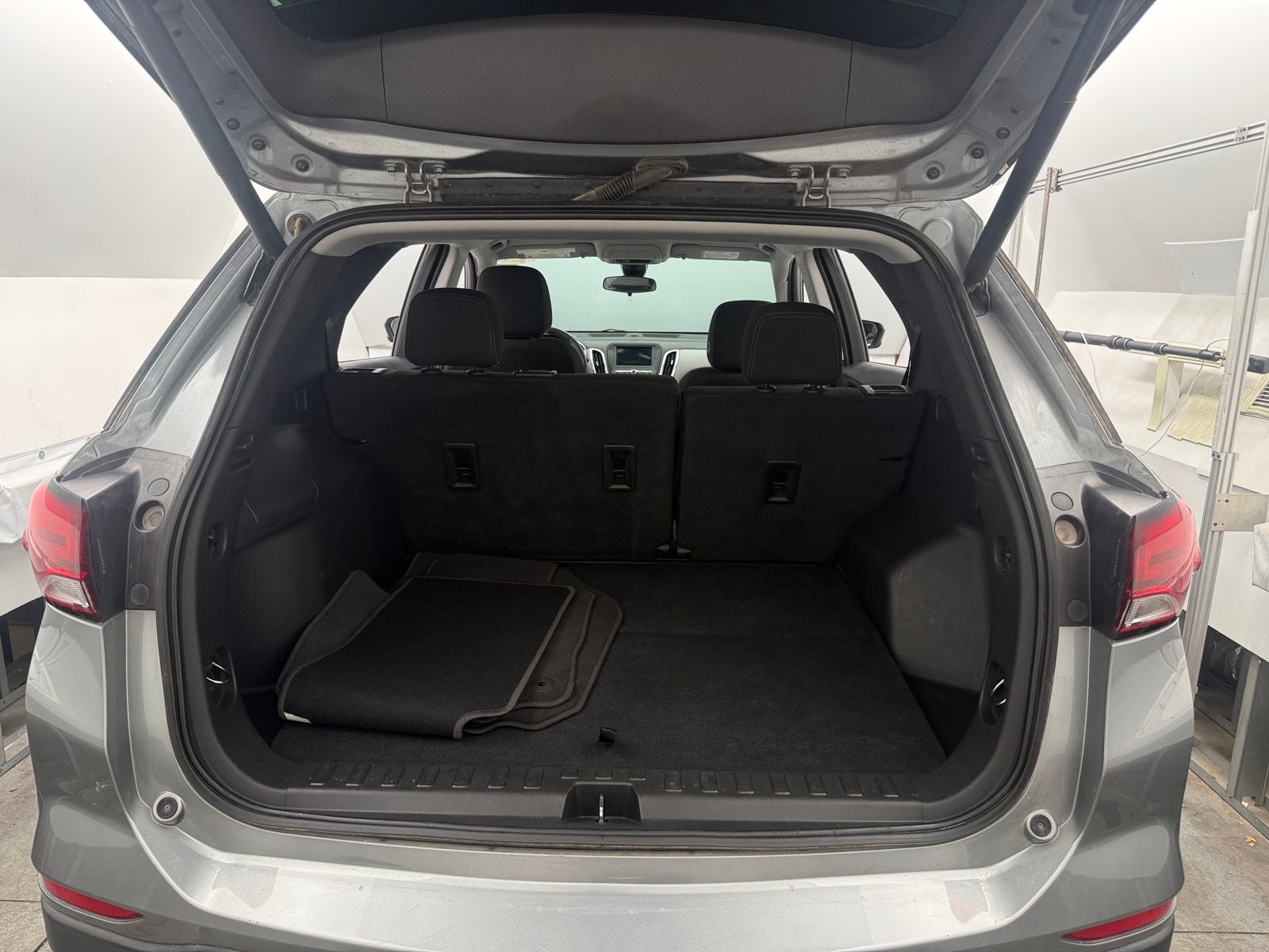 Thumbnail: 2023 Chevrolet Equinox - 7
