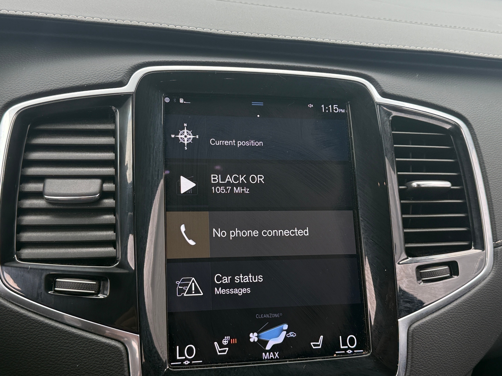 Thumbnail: 2022 Volvo XC90 - 4