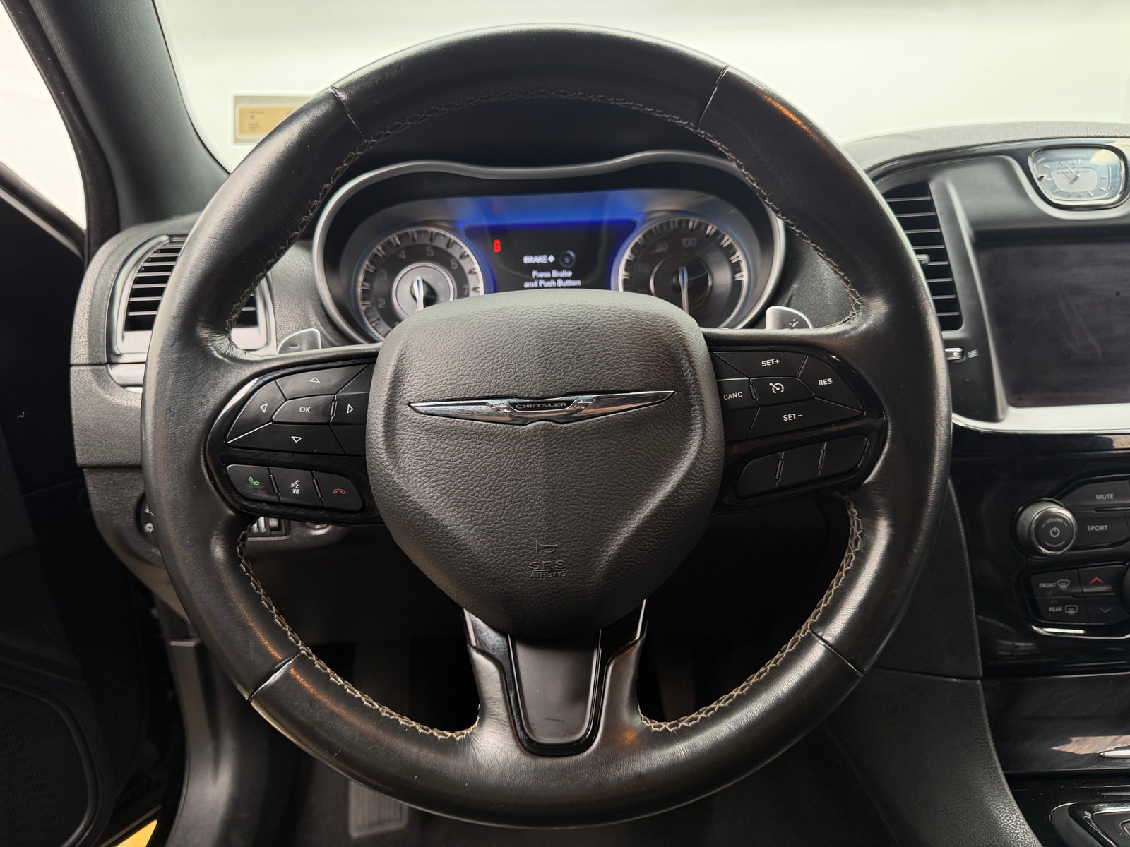 Thumbnail: 2021 Chrysler 300 - 4