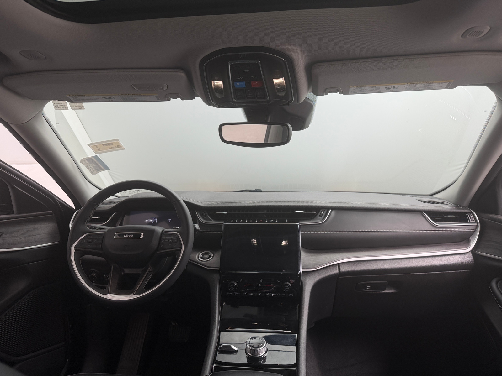 Thumbnail: 2023 Jeep Grand Cherokee L - 2