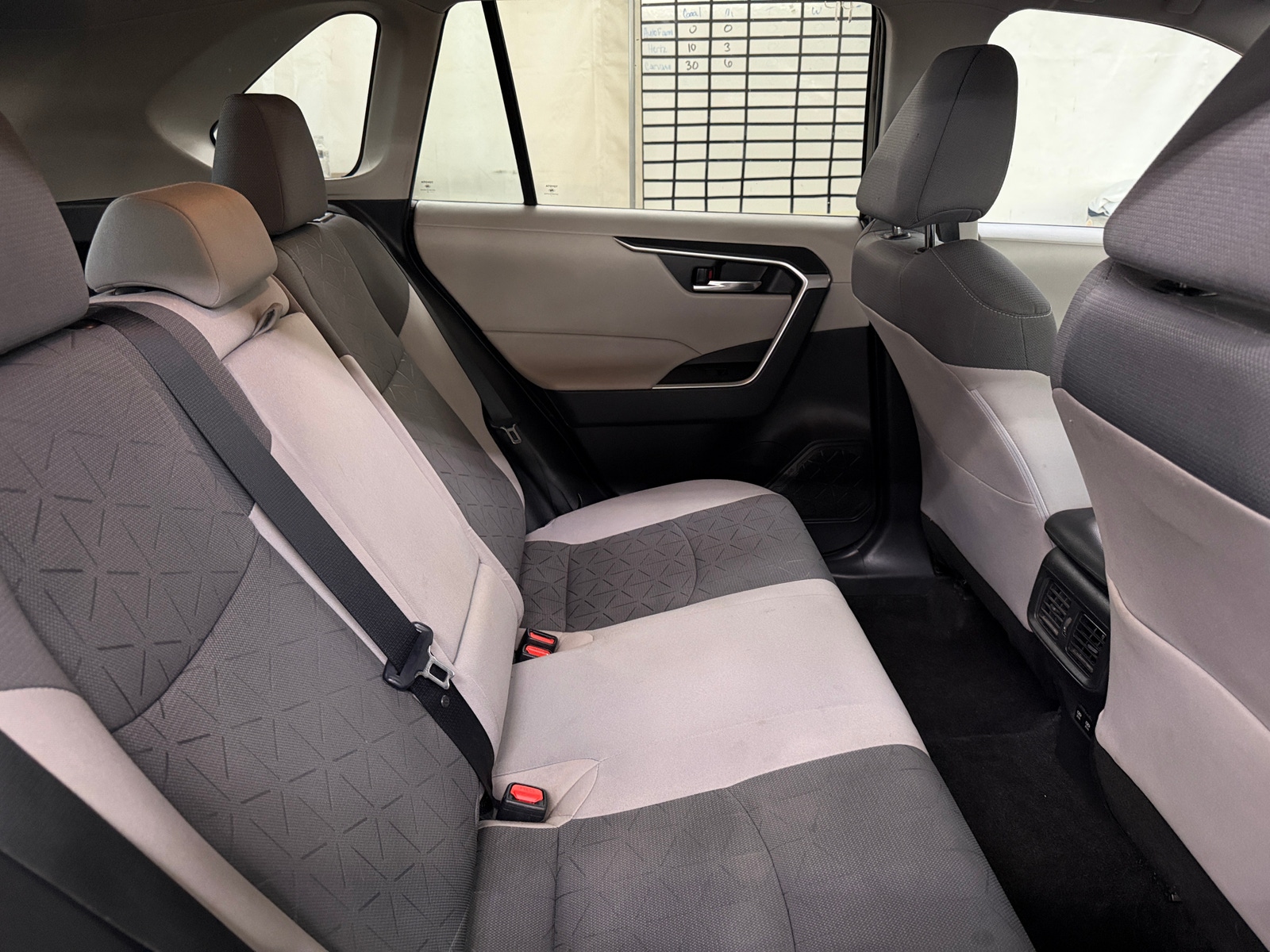 Thumbnail: 2021 Toyota RAV4 - 6