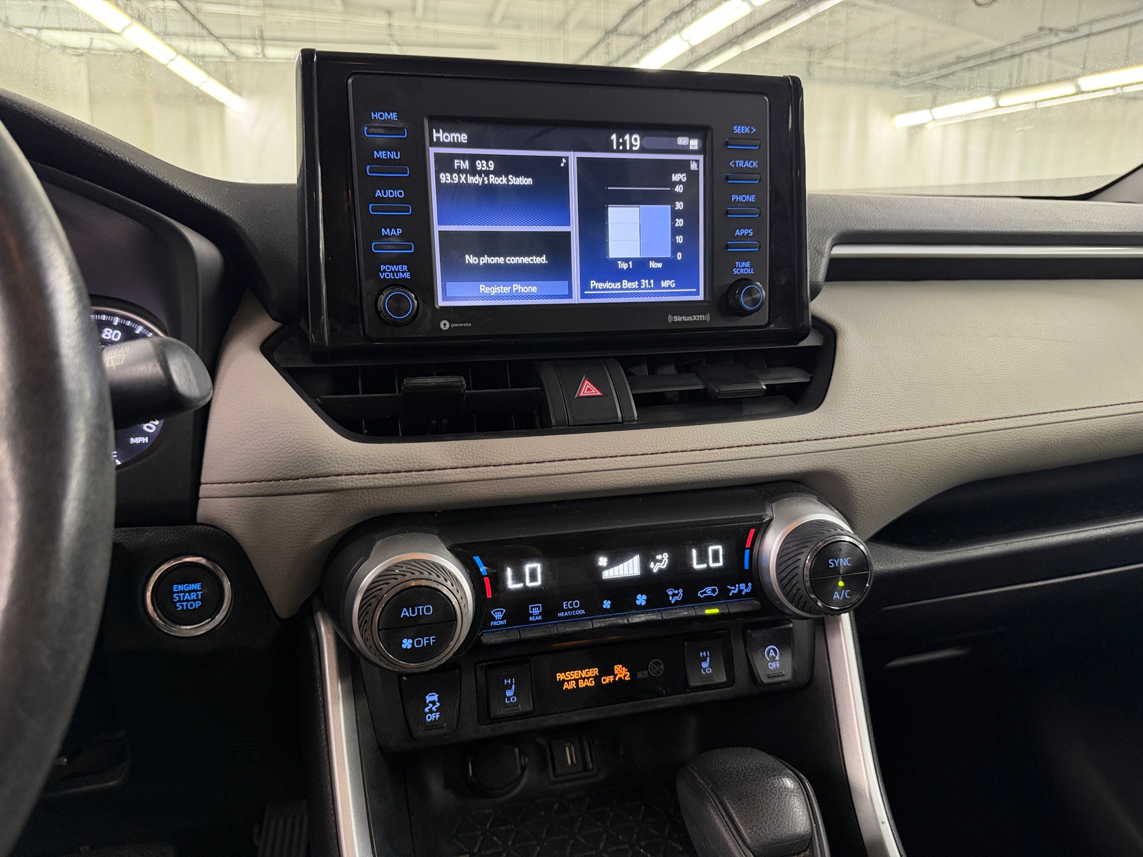 Thumbnail: 2021 Toyota RAV4 - 4