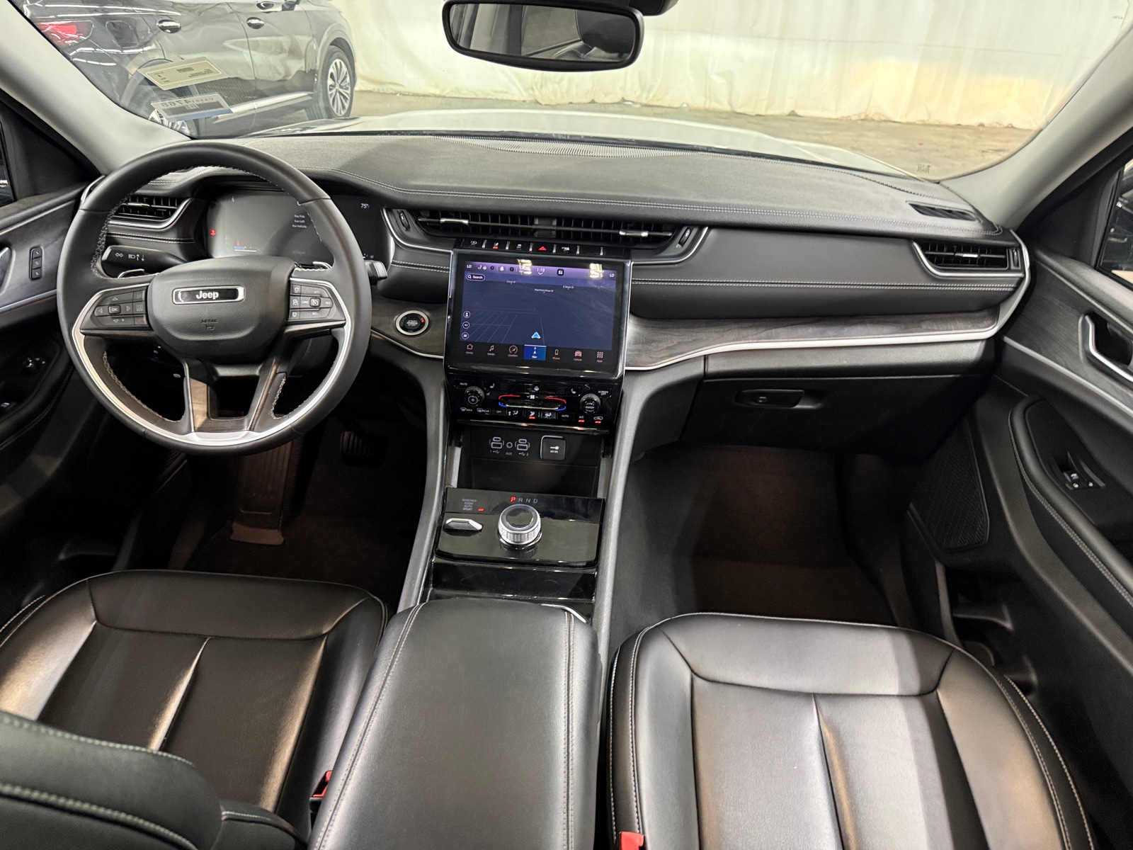 Thumbnail: 2023 Jeep Grand Cherokee - 2