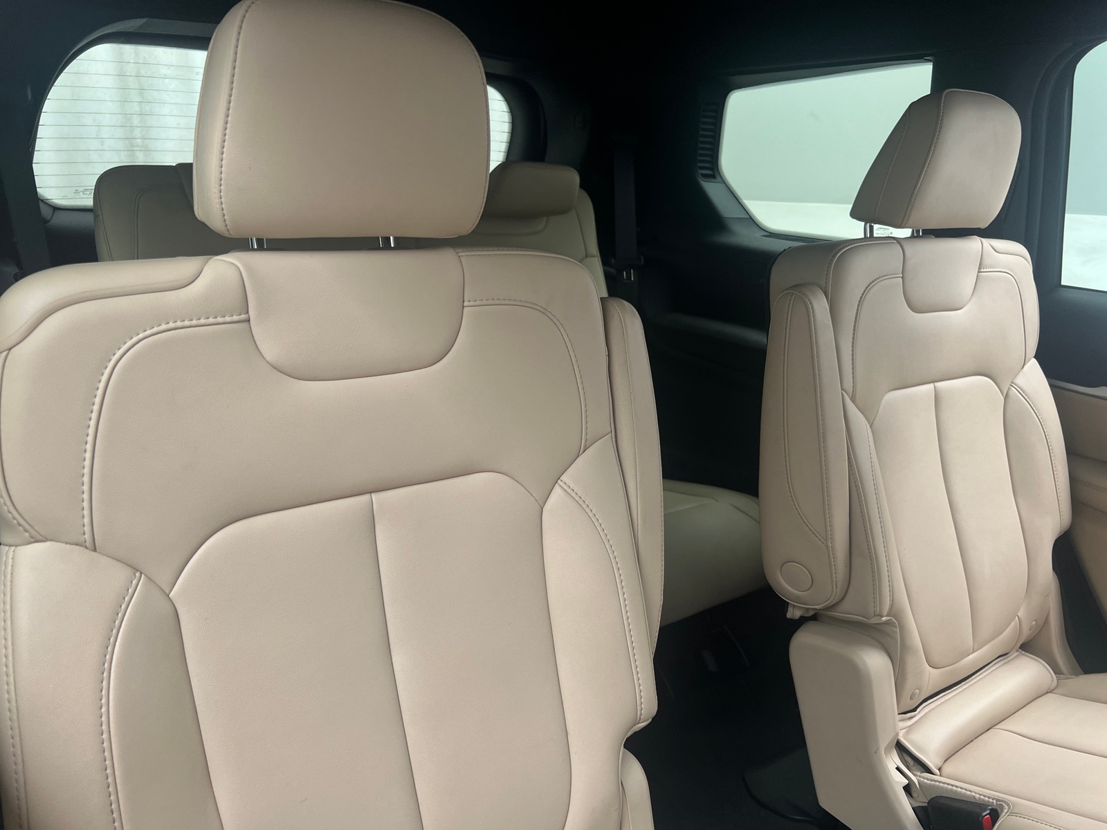 Thumbnail: 2024 Jeep Grand Cherokee L - 5