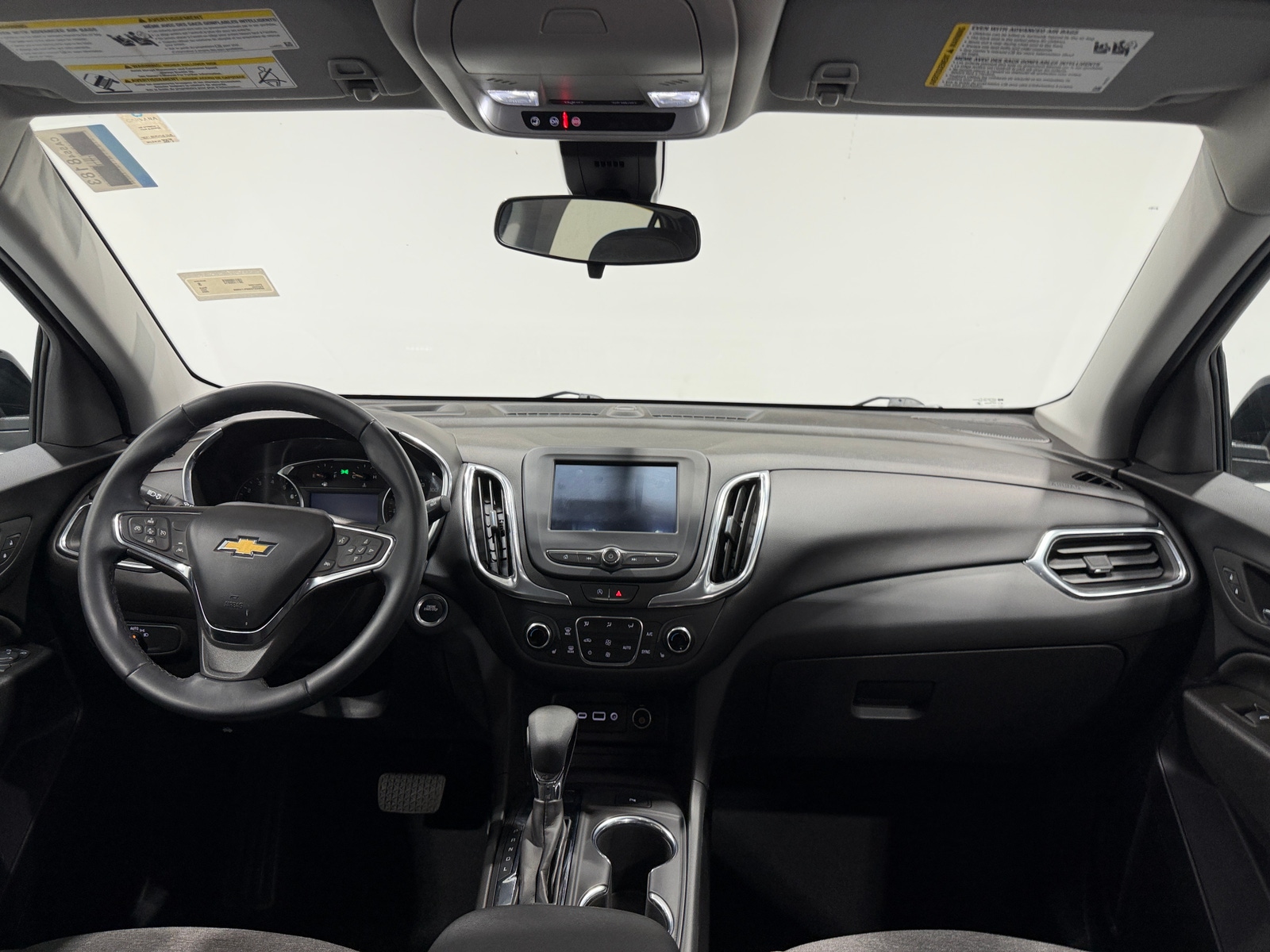 Thumbnail: 2023 Chevrolet Equinox - 3