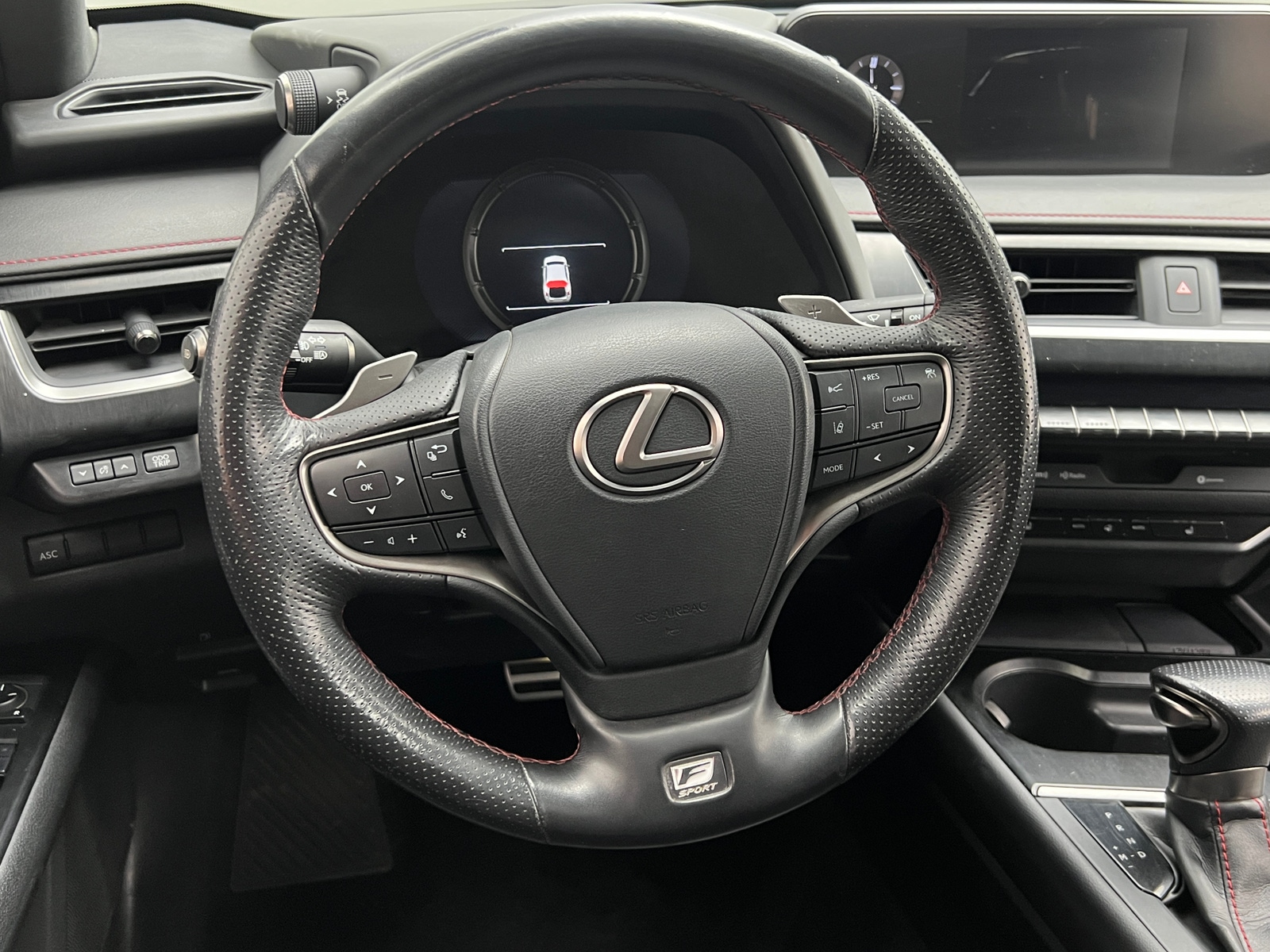 Thumbnail: 2019 Lexus UX - 4