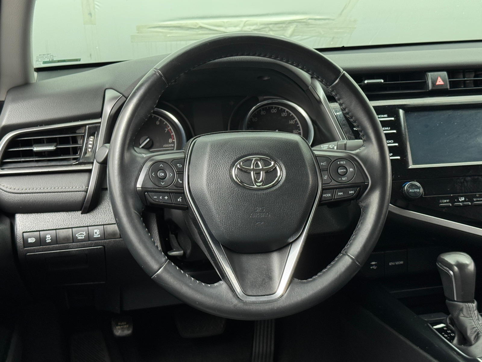 Thumbnail: 2019 Toyota Camry - 4