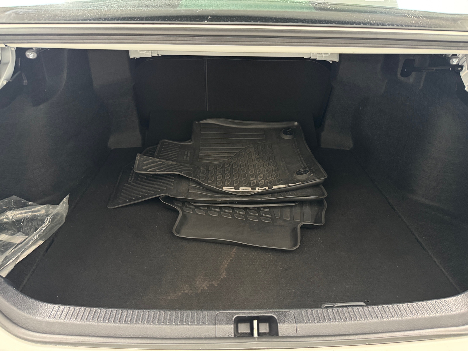 Thumbnail: 2019 Toyota Camry - 6