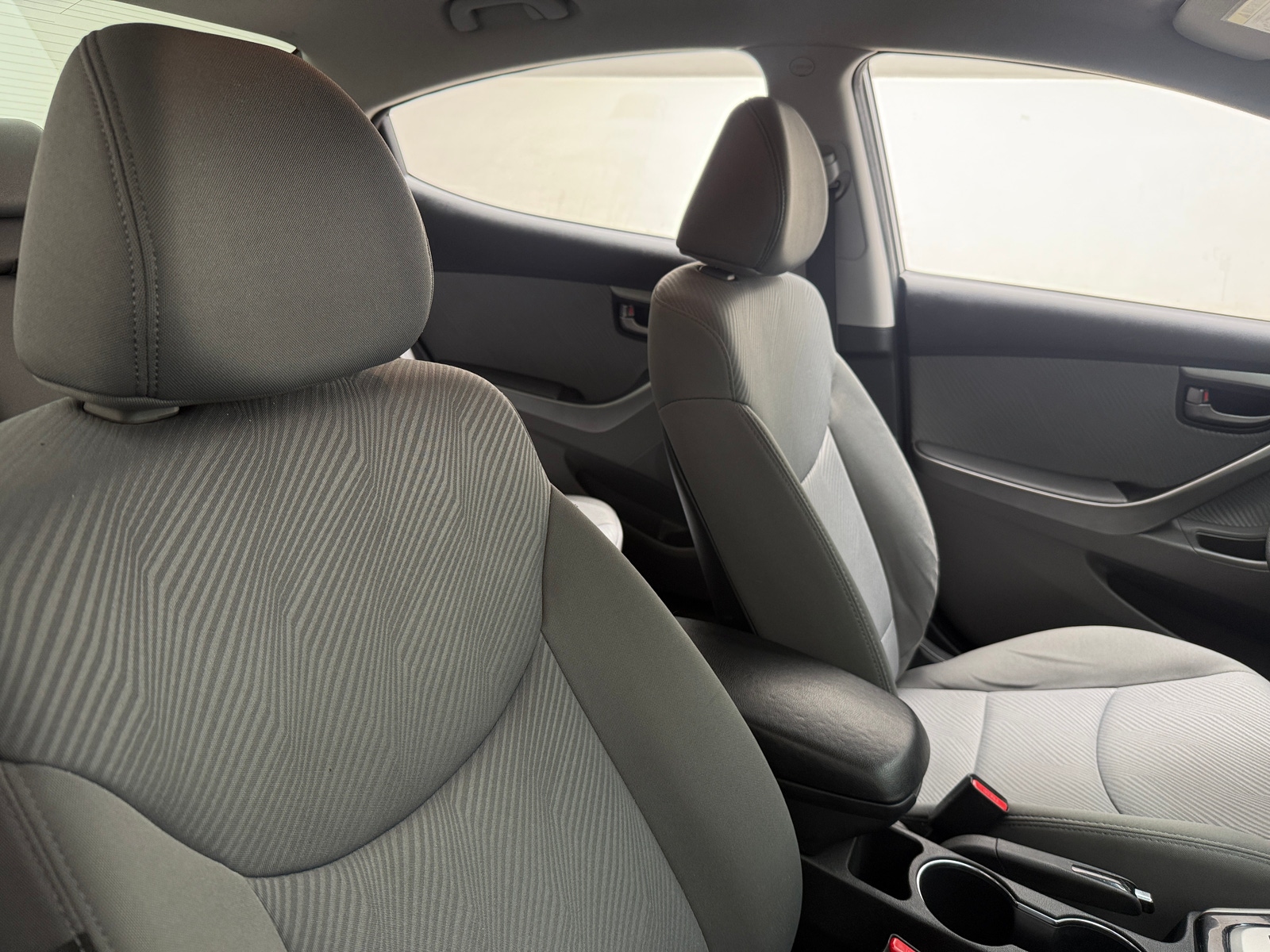 Thumbnail: 2012 Hyundai Elantra - 2