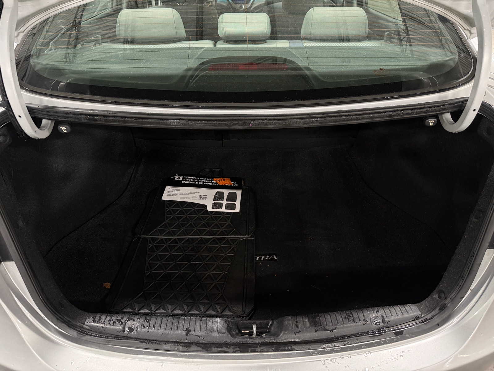 Thumbnail: 2012 Hyundai Elantra - 7