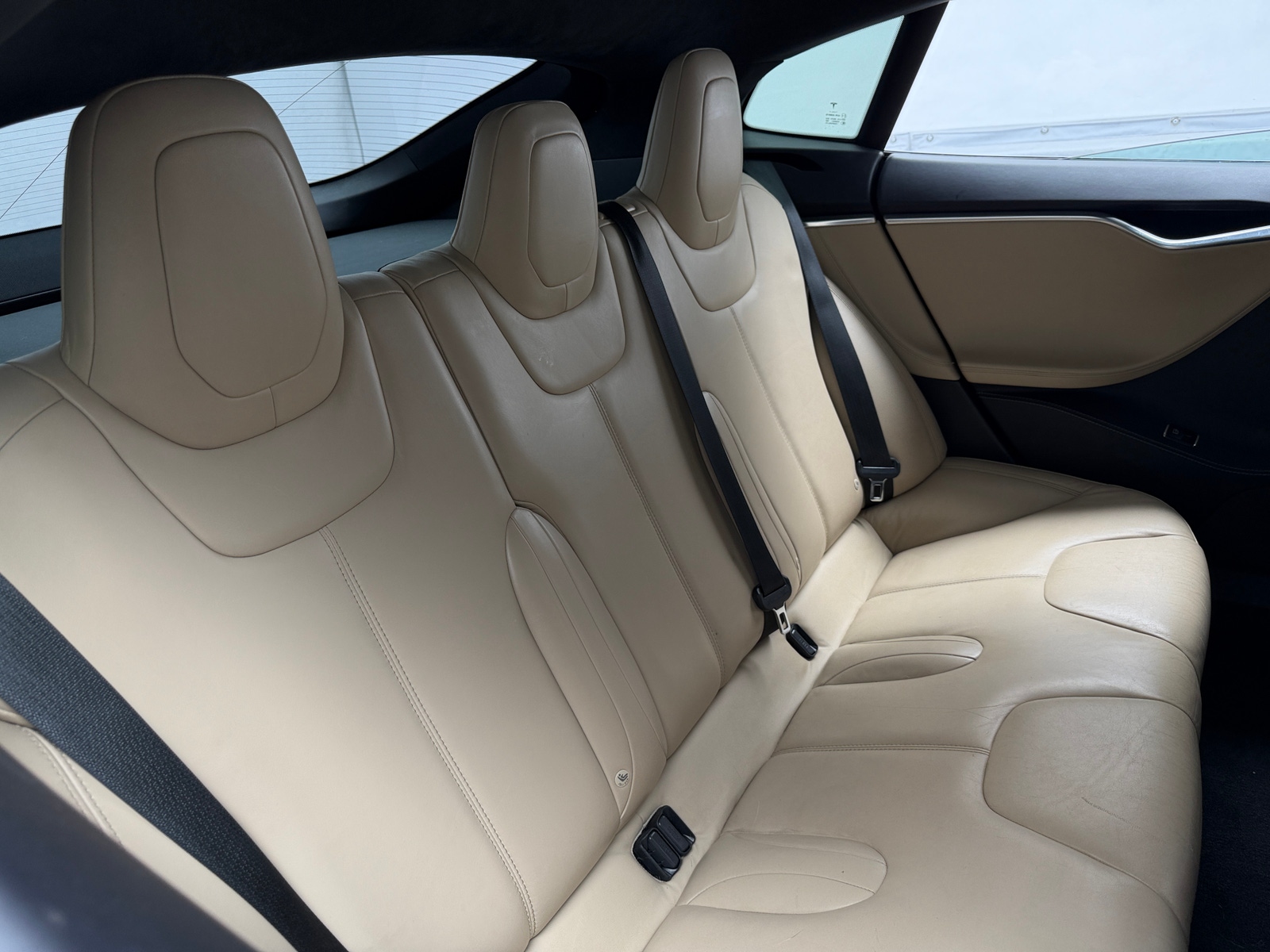 Thumbnail: 2016 Tesla Model S - 5