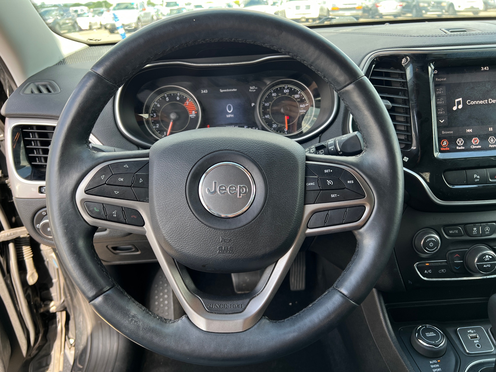 Thumbnail: 2019 Jeep Cherokee - 4