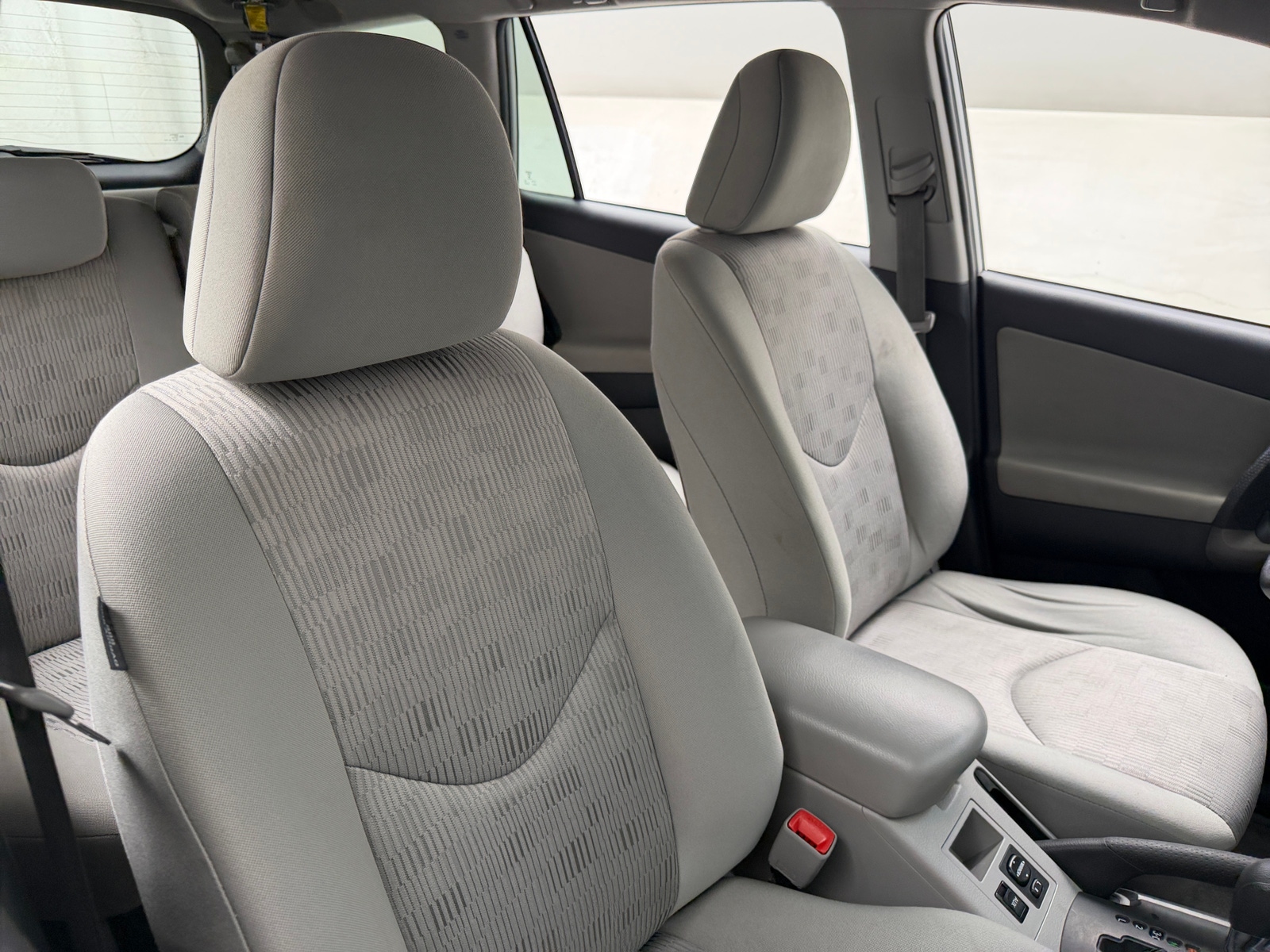 Thumbnail: 2011 Toyota RAV4 - 2
