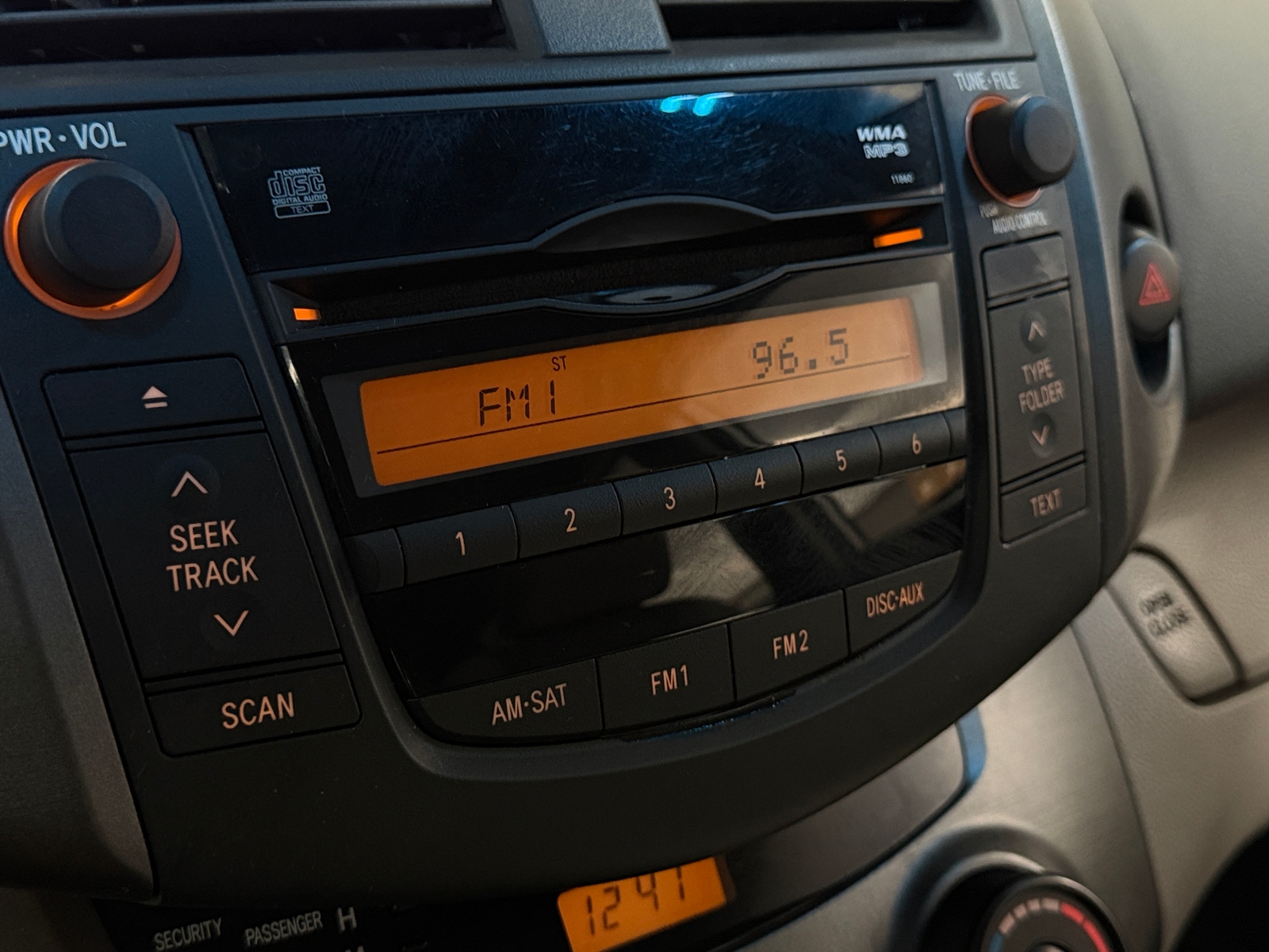 Thumbnail: 2011 Toyota RAV4 - 4