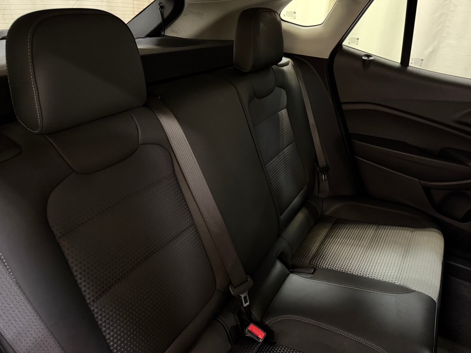 Thumbnail: 2025 Chevrolet Trax - 5