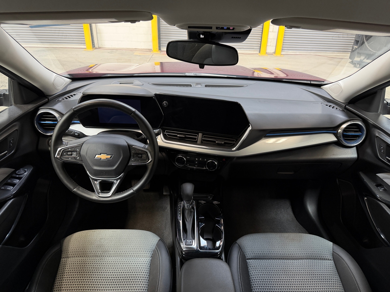 Thumbnail: 2025 Chevrolet Trax - 2