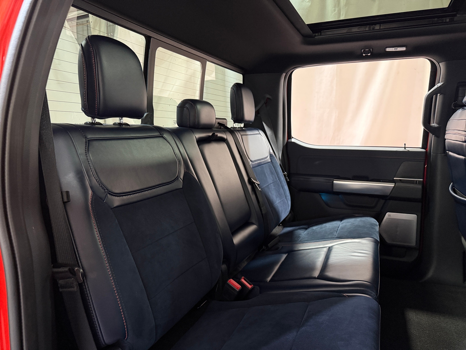 Thumbnail: 2021 Ford Econoline - 6