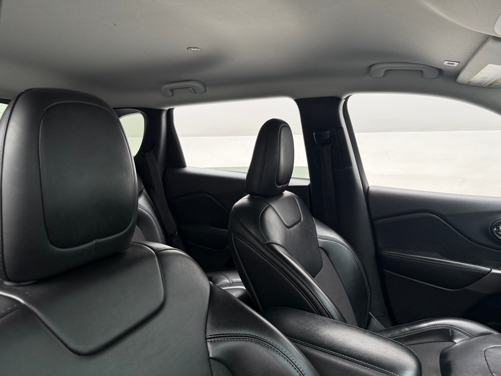 Thumbnail: 2019 Jeep Cherokee - 2