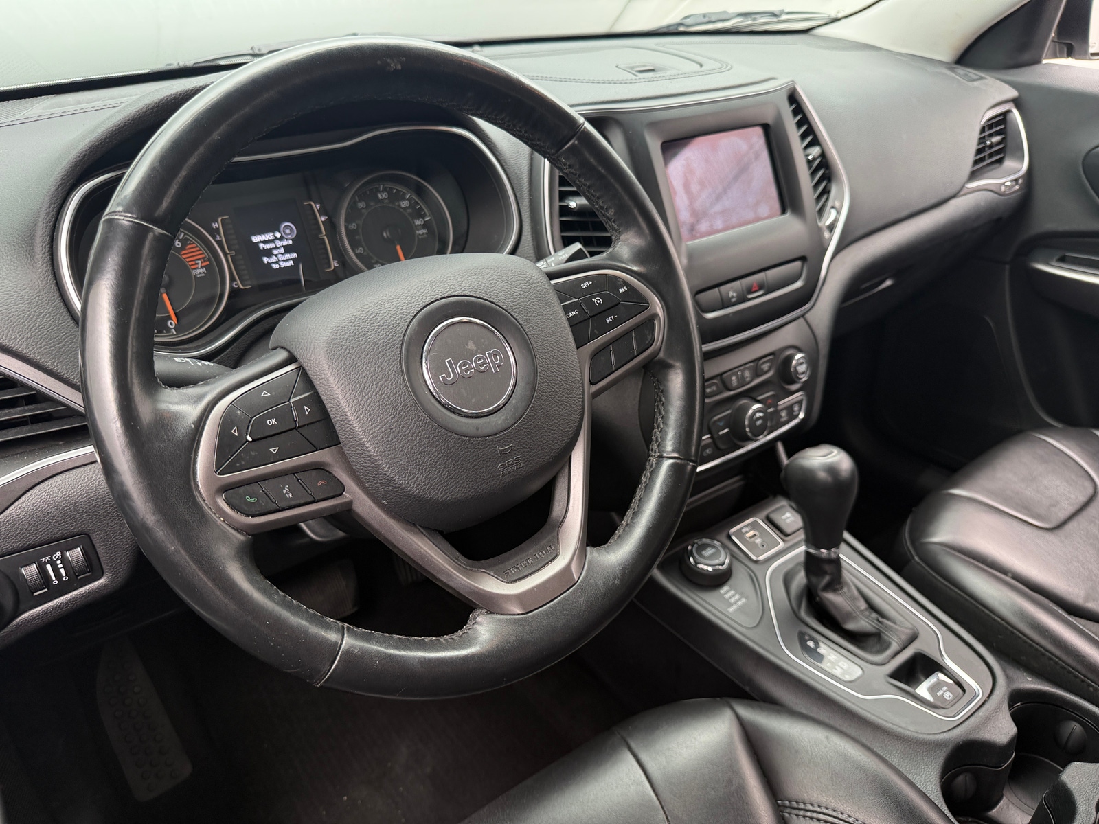 Thumbnail: 2019 Jeep Cherokee - 5