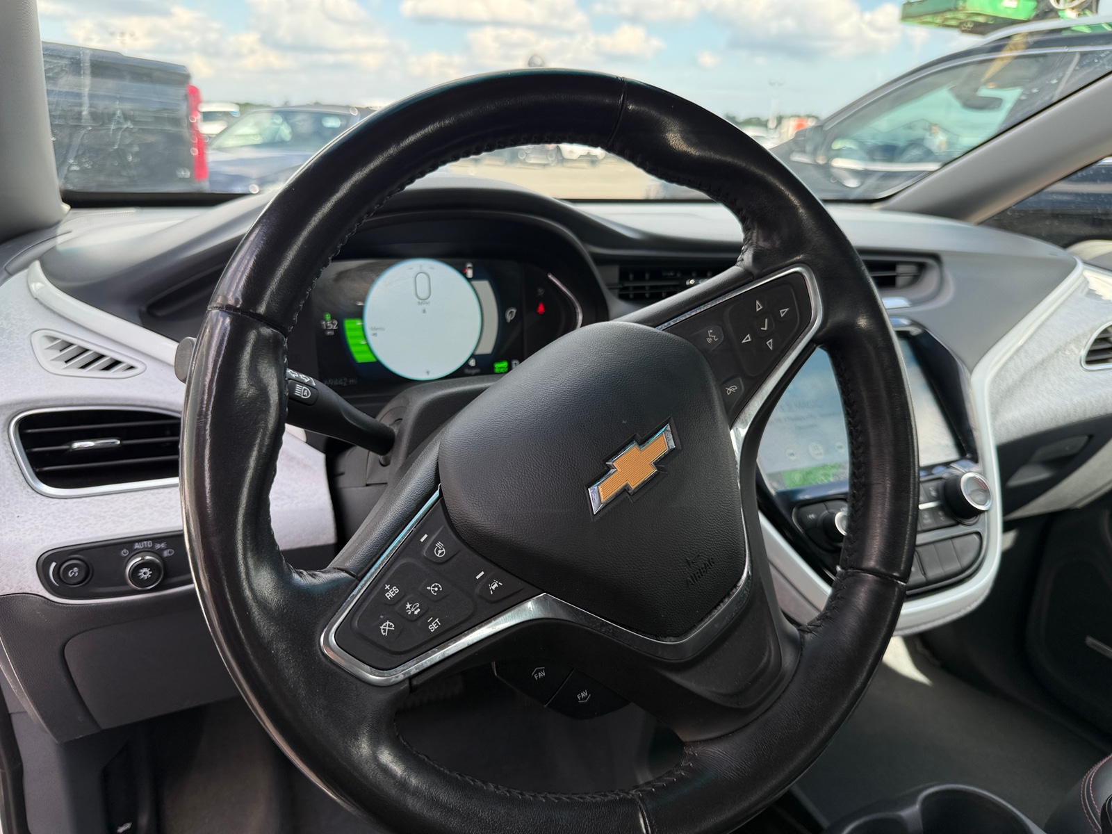 Thumbnail: 2020 Chevrolet Bolt EV - 4