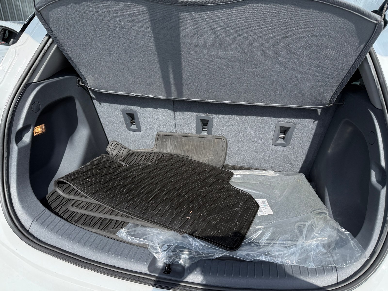 Thumbnail: 2020 Chevrolet Bolt EV - 6