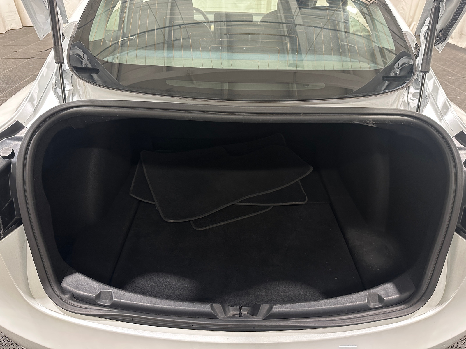 Thumbnail: 2019 Tesla Model 3 - 6