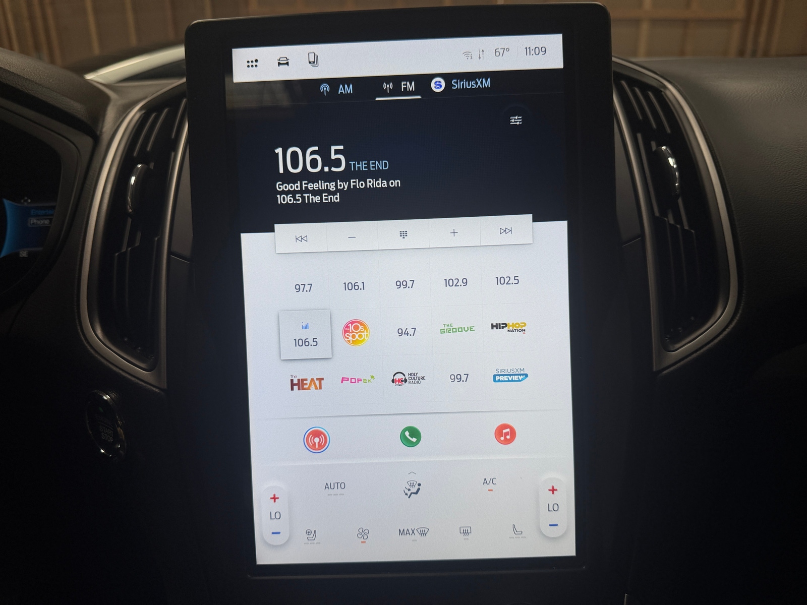Thumbnail: 2024 Ford Edge - 3