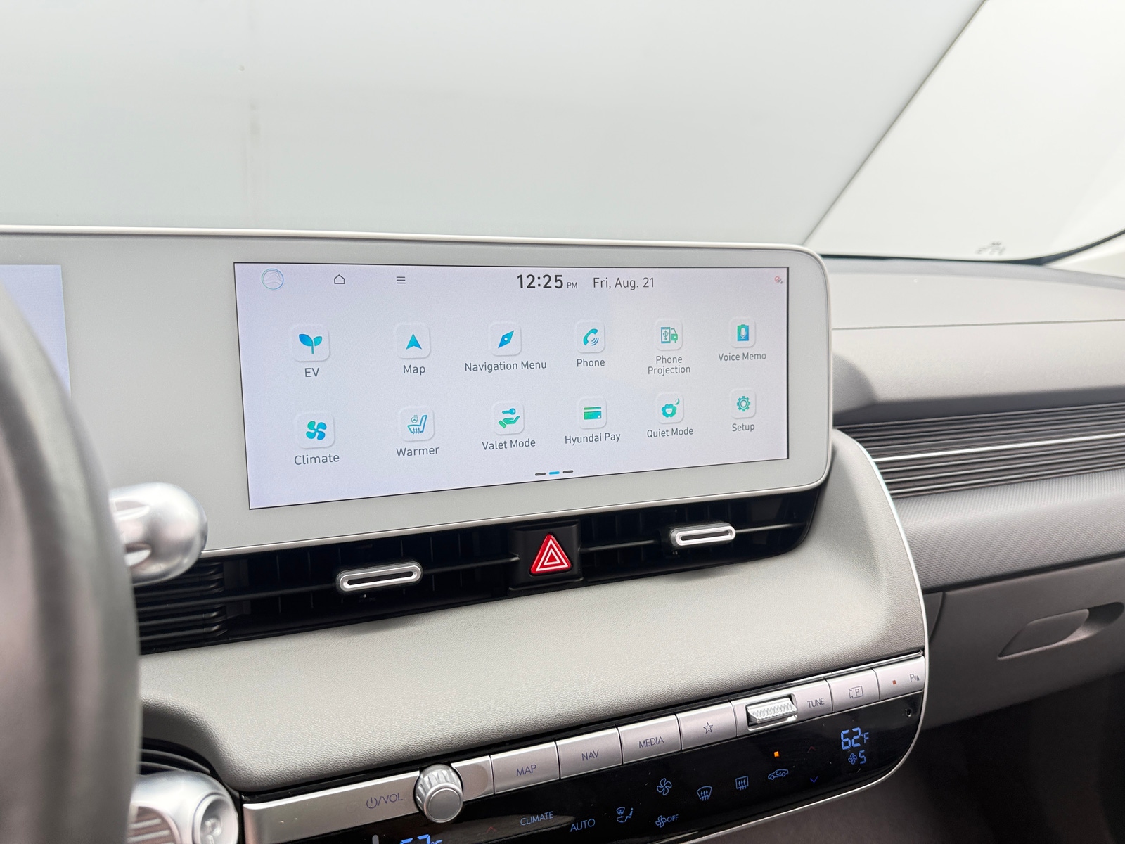 Thumbnail: 2024 Hyundai Ioniq 5 - 4
