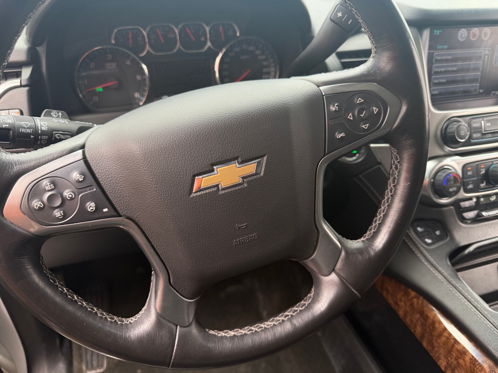 Thumbnail: 2015 Chevrolet Tahoe - 4