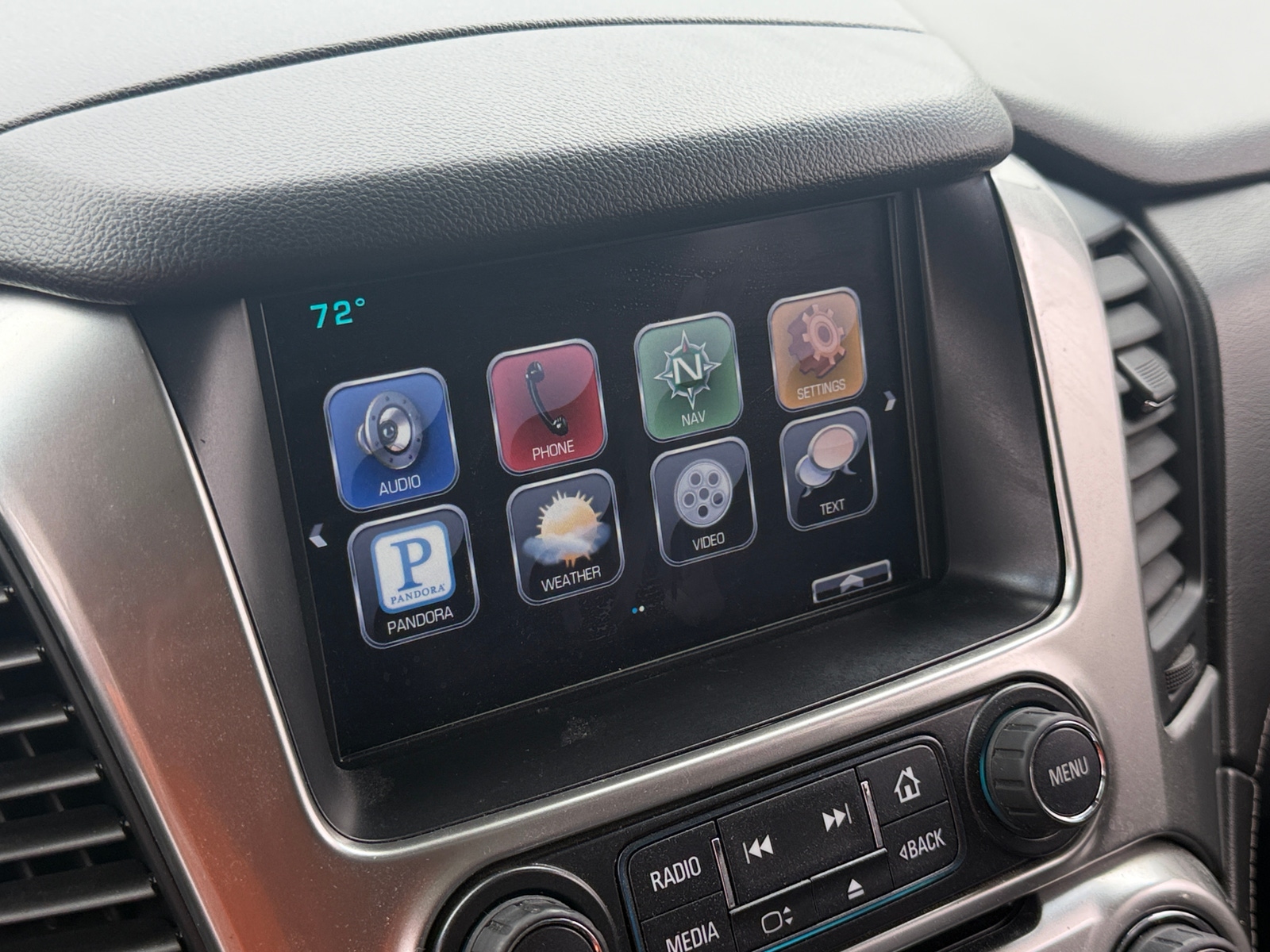 Thumbnail: 2015 Chevrolet Tahoe - 3