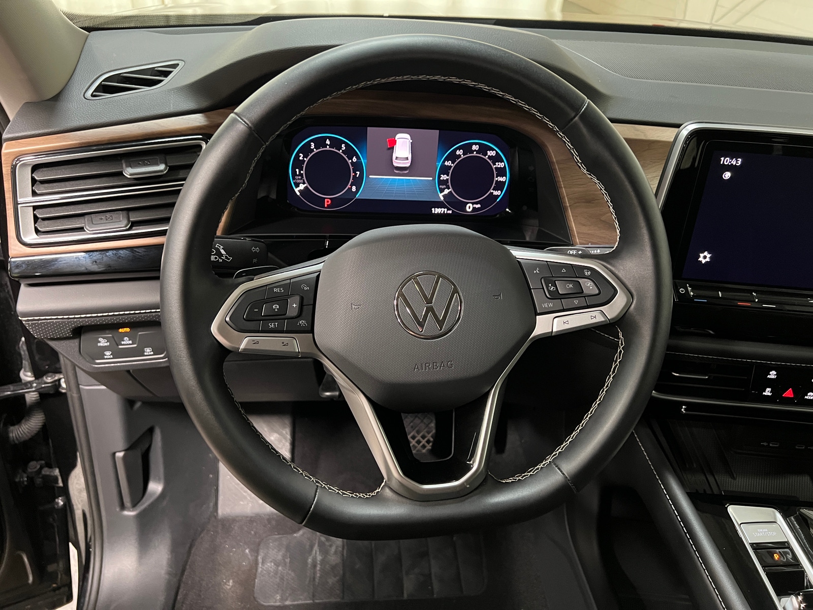 Thumbnail: 2026 Volkswagen Atlas - 5