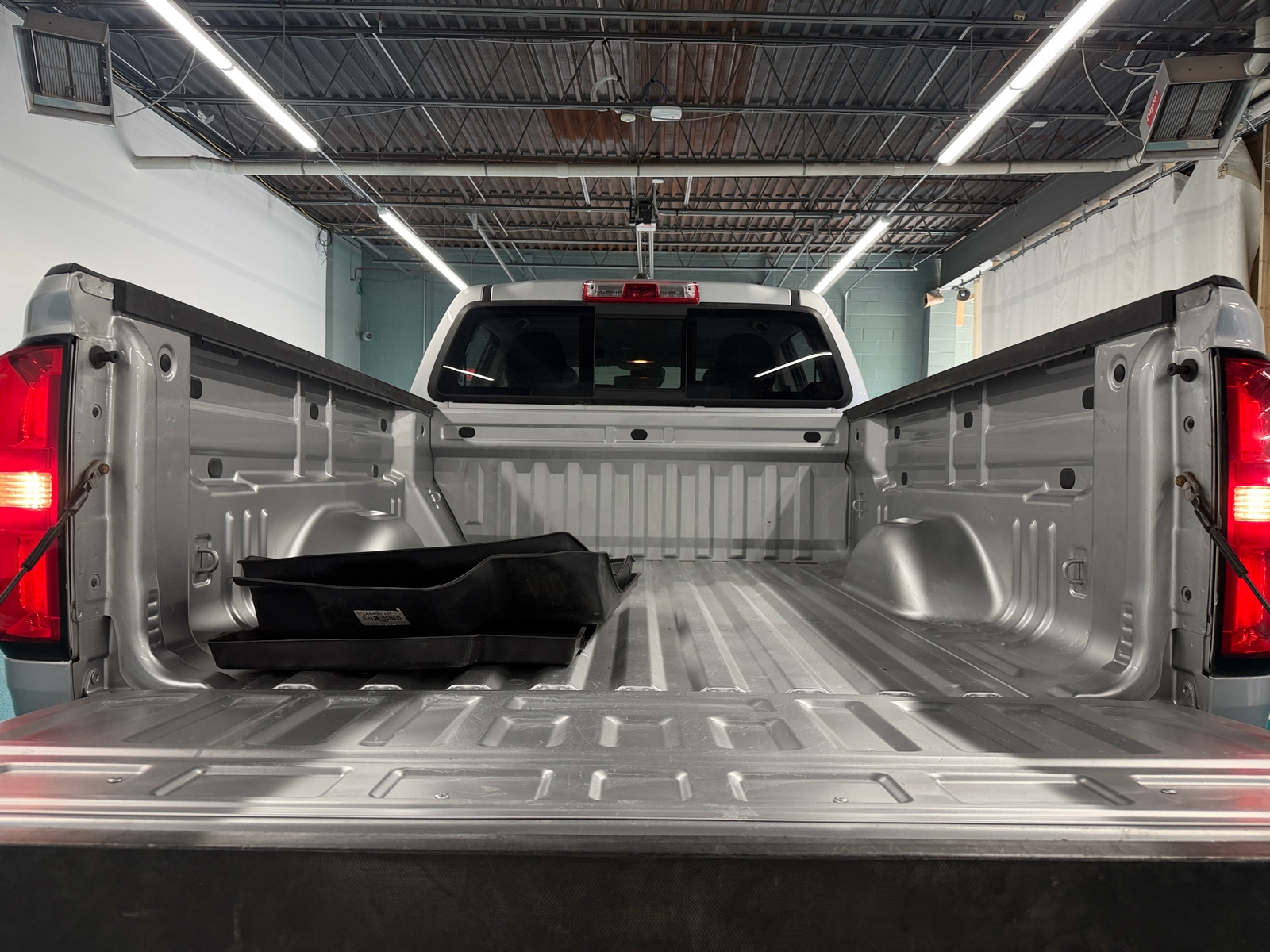 Thumbnail: 2017 Chevrolet Colorado - 7