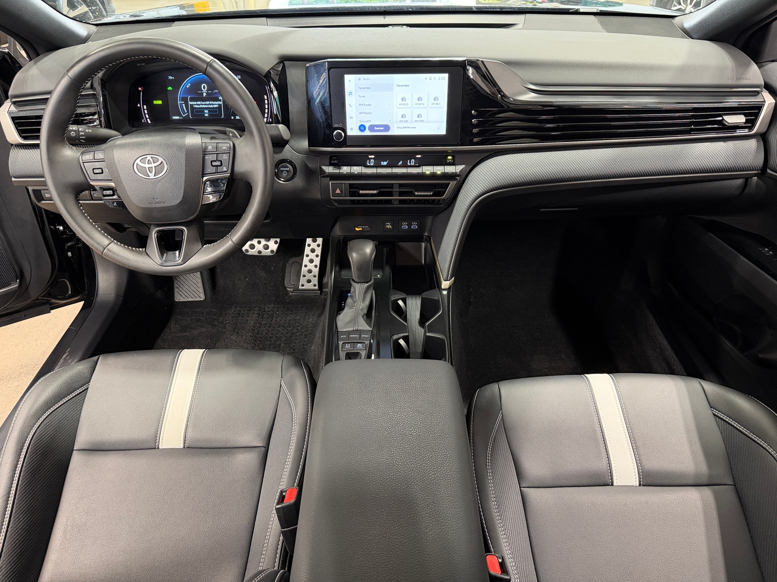 Thumbnail: 2025 Toyota Camry - 3