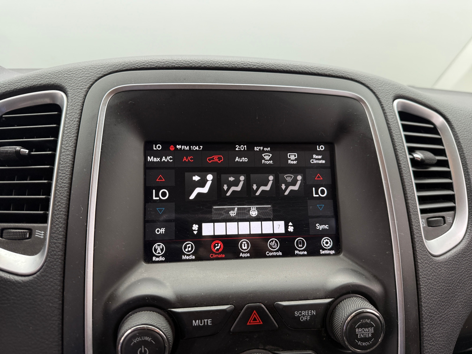 Thumbnail: 2019 Dodge Durango - 4