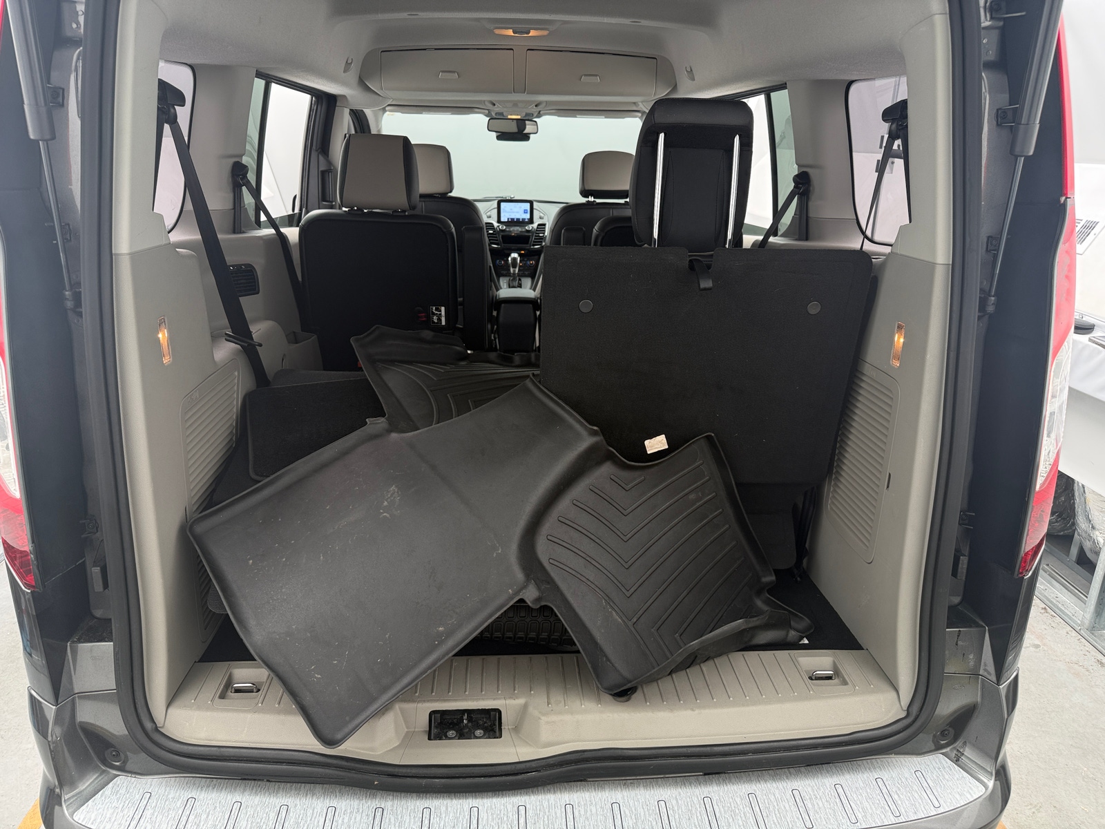 Thumbnail: 2022 Ford Transit Series - 6