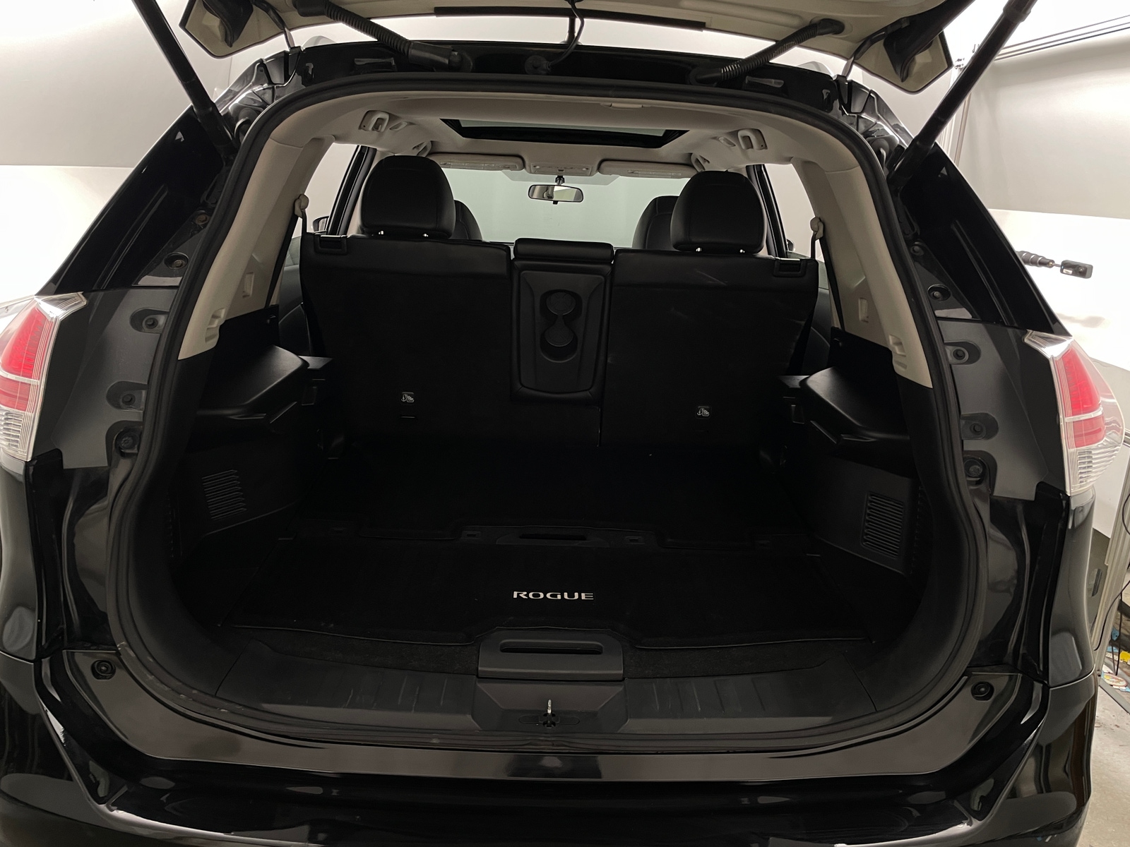 Thumbnail: 2015 Nissan Rogue - 6